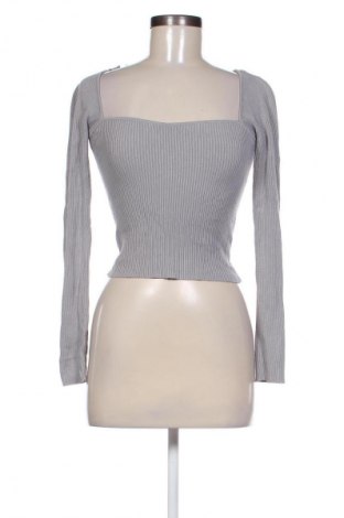Дамски пуловер H&M Divided, Размер XS, Цвят Сив, Цена 29,33 лв.