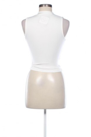 Damentop Stradivarius, Größe S, Farbe Weiß, Preis 14,83 €