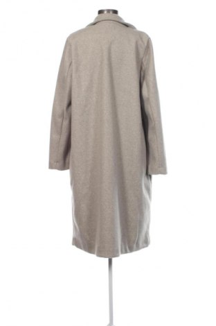 Дамско палто Vero Moda, Размер M, Цвят Бежов, Цена 109,99 лв.
