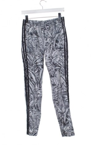 Dámske tepláky Adidas Originals, Veľkosť XS, Farba Viacfarebná, Cena  23,95 €