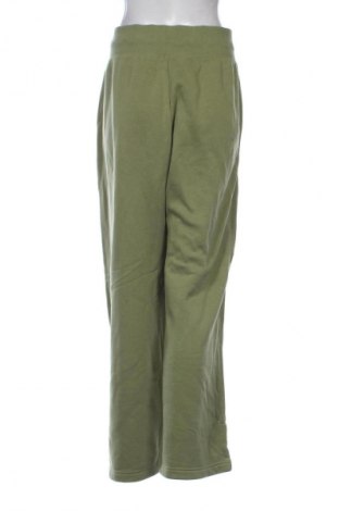 Pantaloni trening de femei Nike, Mărime L, Culoare Verde, Preț 139,99 Lei