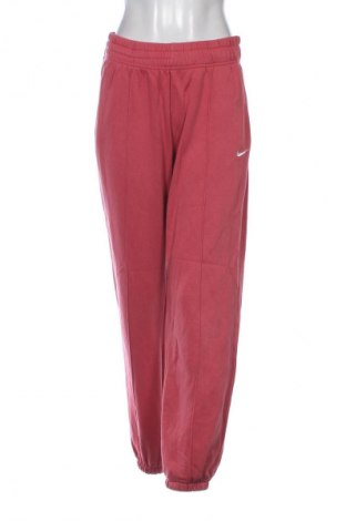 Dámské tepláky Nike, Velikost S, Barva Růžová, Cena  659,00 Kč