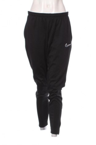 Dámské tepláky Nike, Velikost L, Barva Černá, Cena  659,00 Kč