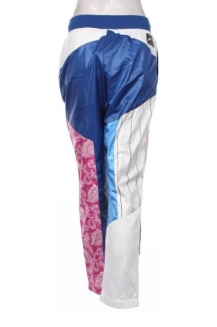 Női sport nadrág Nike, Méret S, Szín Sokszínű, Ár 8 211 Ft