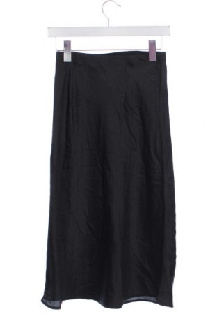 Dětská sukně  Lindex, Velikost 10-11y/ 146-152 cm, Barva Černá, Cena  239,00 Kč