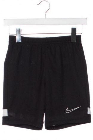 Pantaloni scurți pentru copii Nike, Mărime 9-10y/ 140-146 cm, Culoare Negru, Preț 125,61 Lei
