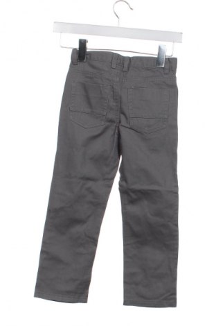 Gyerek farmernadrág LC Waikiki, Méret 4-5y / 110-116 cm, Szín Szürke, Ár 10 200 Ft