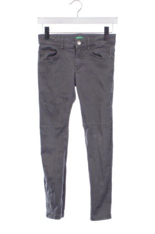 Blugi pentru copii United Colors Of Benetton, Mărime 8-9y/ 134-140 cm, Culoare Gri, Preț 71,05 Lei