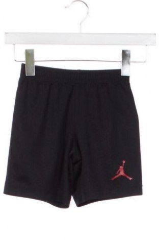 Pantaloni scurți pentru copii Air Jordan Nike, Mărime 3-4y/ 104-110 cm, Culoare Negru, Preț 107,89 Lei
