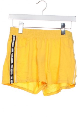 Dětské krátké kalhoty  C&A, Velikost 15-18y/ 170-176 cm, Barva Žlutá, Cena  229,00 Kč