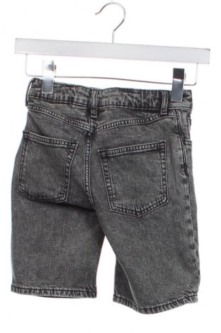 Pantaloni scurți pentru copii H&M, Mărime 6-7y/ 122-128 cm, Culoare Gri, Preț 36,01 Lei