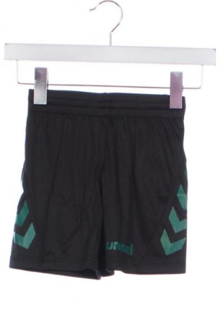 Детски къс панталон Hummel, Размер 4-5y/ 110-116 см, Цвят Многоцветен, Цена 18,00 лв.
