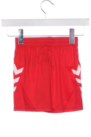 Детски къс панталон Hummel, Размер 4-5y/ 110-116 см, Цвят Червен, Цена 18,00 лв.