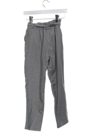 Pantaloni pentru copii C&A, Mărime 9-10y/ 140-146 cm, Culoare Multicolor, Preț 71,99 Lei