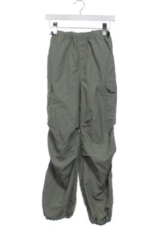 Pantaloni pentru copii H&M, Mărime 12-13y/ 158-164 cm, Culoare Verde, Preț 71,99 Lei