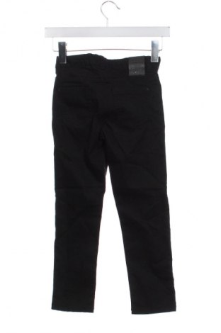 Pantaloni pentru copii LC Waikiki, Mărime 5-6y/ 116-122 cm, Culoare Negru, Preț 55,26 Lei