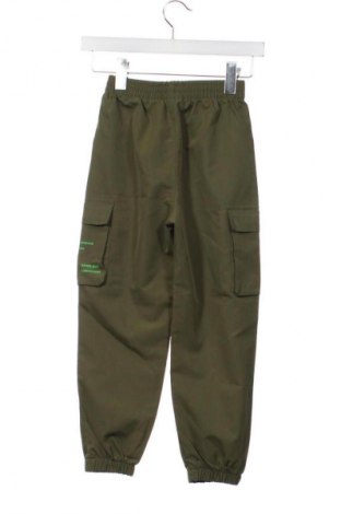 Gyerek nadrág Unbranded, Méret 7-8y / 128-134 cm, Szín Zöld, Ár 4 301 Ft
