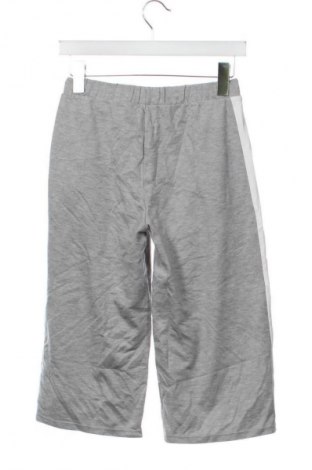 Kinderhose United Colors Of Benetton, Größe 10-11y/ 146-152 cm, Farbe Grau, Preis 12,99 €