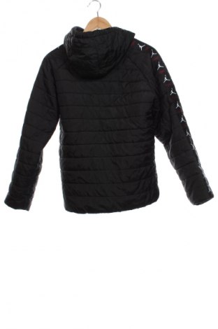 Detská bunda  Air Jordan Nike, Veľkosť 13-14y/ 164-168 cm, Farba Viacfarebná, Cena  70,95 €