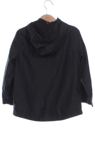 Geacă pentru copii Reserved, Mărime 3-4y/ 104-110 cm, Culoare Negru, Preț 84,21 Lei
