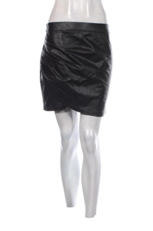 Fustă de piele Stradivarius, Mărime M, Culoare Negru, Preț 64,99 Lei