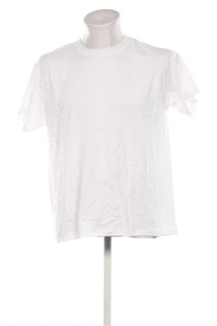 Ανδρικό t-shirt Fruit Of The Loom, Μέγεθος L, Χρώμα Λευκό, Τιμή 12,99 €