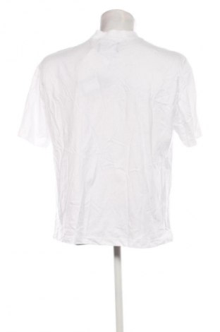 Ανδρικό t-shirt PEQUS, Μέγεθος S, Χρώμα Λευκό, Τιμή 39,99 €