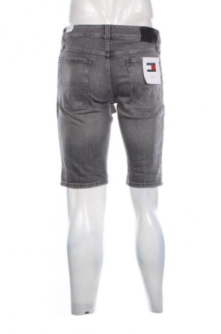 Pánské kraťasy Tommy Jeans, Velikost M, Barva Šedá, Cena  1 779,00 Kč