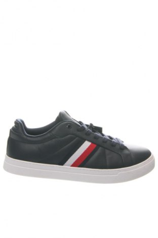 Férfi cipők
 Tommy Hilfiger, Méret 44, Szín Kék, Ár 34 689 Ft