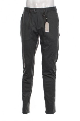 Pantaloni de bărbați Dstrezzed, Mărime M, Culoare Multicolor, Preț 534,99 Lei