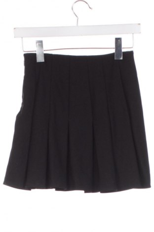 Szoknya Bershka, Méret XS, Szín Fekete, Ár 4 569 Ft