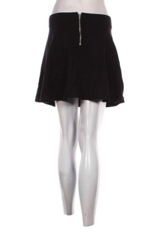 Sukně H&M Divided, Velikost S, Barva Černá, Cena  219,00 Kč