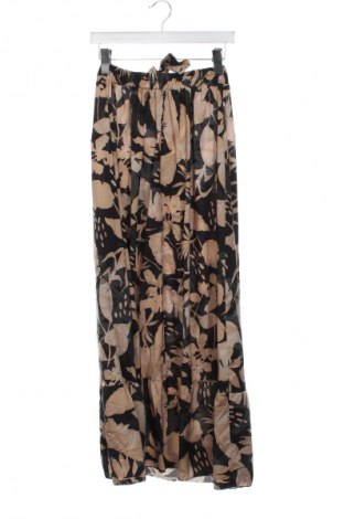 Пола NEW COLLECTION, Размер XS, Цвят Многоцветен, Цена 41,99 лв.