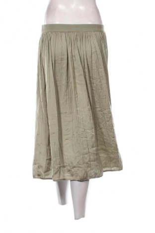 Пола Unbranded, Размер M, Цвят Зелен, Цена 15,99 лв.