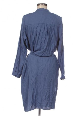 Kleid Aada Studios, Größe S, Farbe Blau, Preis 74,99 €