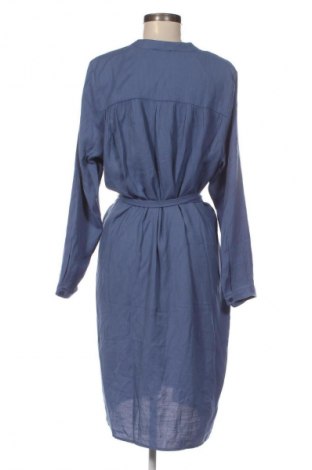 Kleid Aada Studios, Größe M, Farbe Blau, Preis 74,99 €