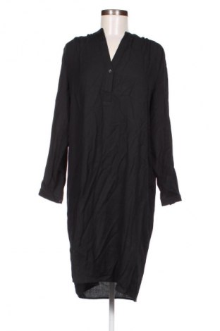 Kleid Aada Studios, Größe S, Farbe Schwarz, Preis 74,99 €