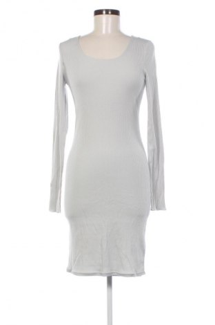 Kleid Aada Studios, Größe M, Farbe Grün, Preis 74,99 €