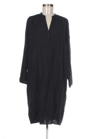 Kleid Aada Studios, Größe M, Farbe Schwarz, Preis € 75,99