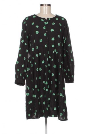Kleid B.Young, Größe M, Farbe Mehrfarbig, Preis 33,99 €