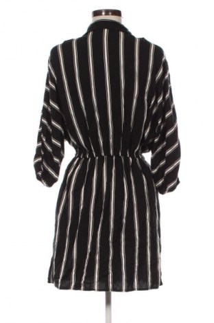 Šaty  Bershka, Veľkosť M, Farba Viacfarebná, Cena  27,95 €
