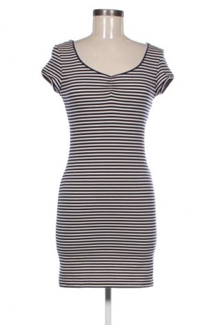 Šaty  Bershka, Veľkosť M, Farba Viacfarebná, Cena  23,53 €