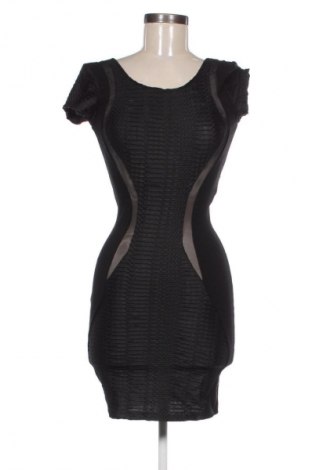 Šaty  Bershka, Veľkosť M, Farba Čierna, Cena  23,53 €
