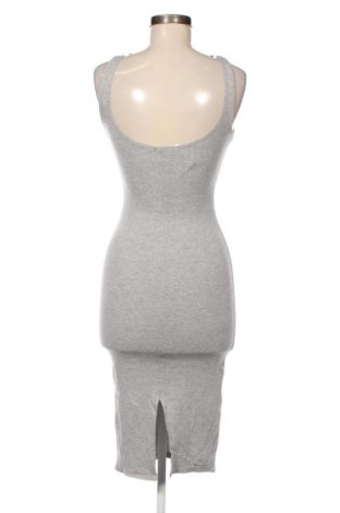 Sukienka Bershka, Rozmiar S, Kolor Szary, Cena 93,99 zł