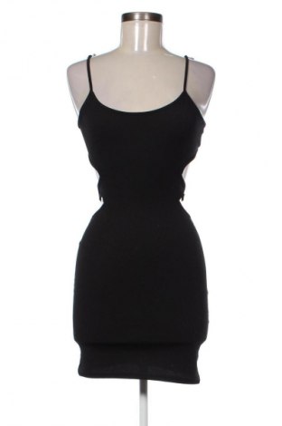 Kleid Bershka, Größe XS, Farbe Schwarz, Preis € 14,83