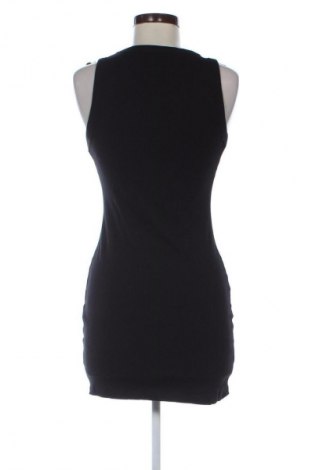 Sukienka Bershka, Rozmiar M, Kolor Czarny, Cena 66,99 zł