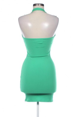 Sukienka Bershka, Rozmiar S, Kolor Zielony, Cena 62,99 zł