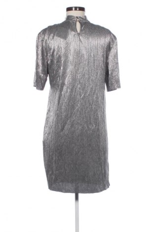 Kleid Bershka, Größe L, Farbe Silber, Preis 40,99 €