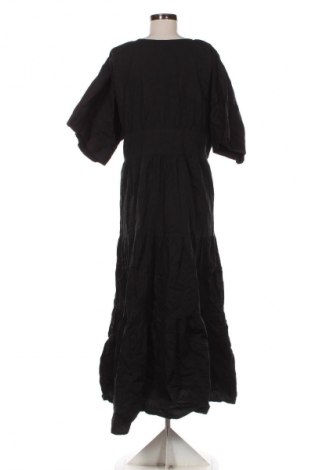 Kleid Boohoo, Größe XL, Farbe Schwarz, Preis 30,99 €