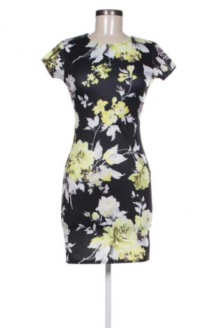 Kleid Boohoo, Größe M, Farbe Mehrfarbig, Preis € 15,00